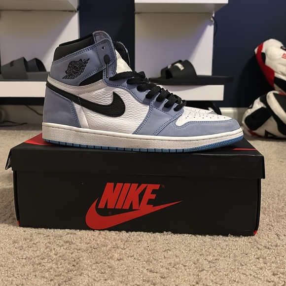 Air Jordan one University Blue great condition 100% authentic - Picture 2 of 7